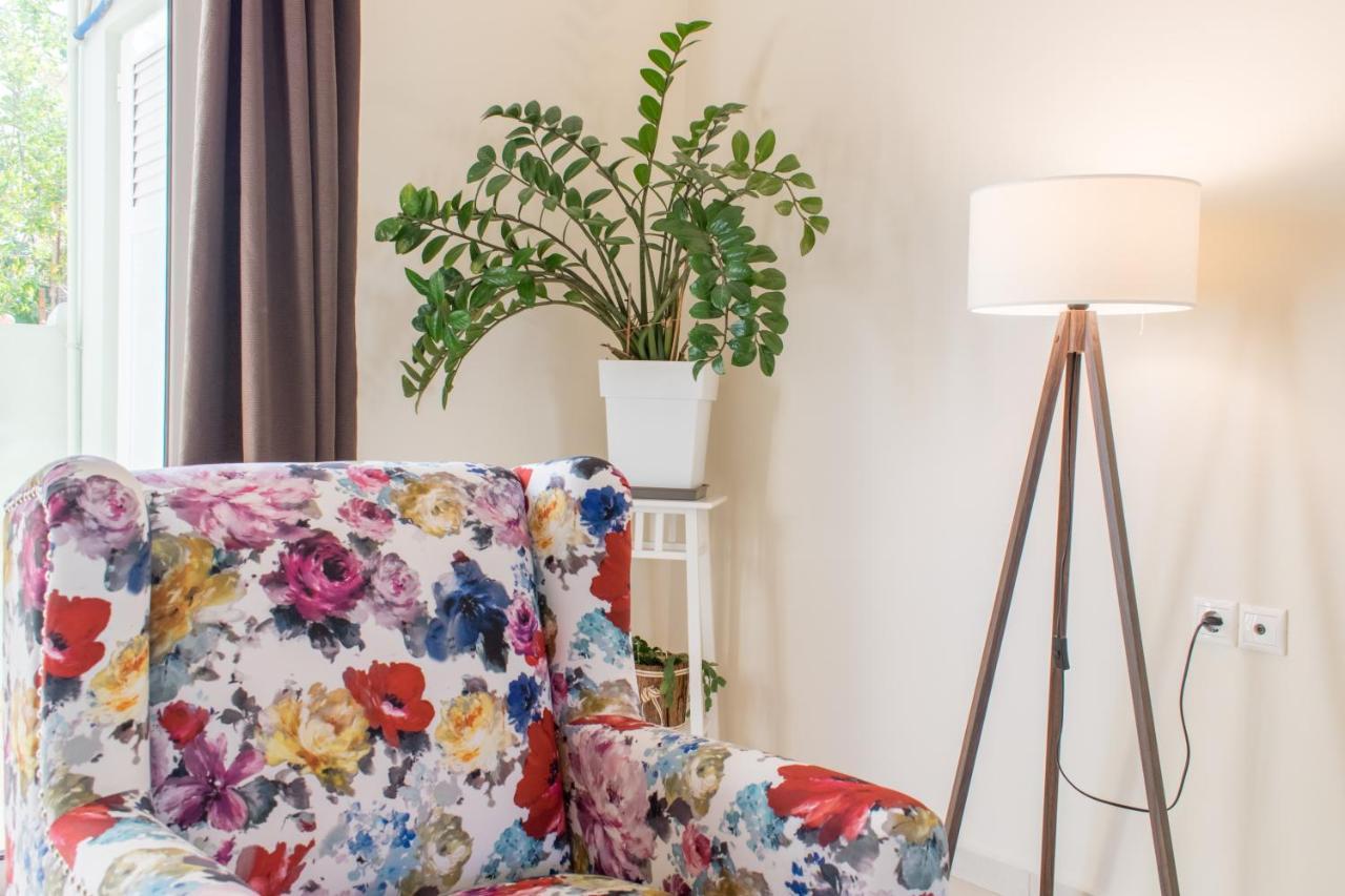Blue Iris: Stylish Just 10 Minutes Walk From Old Town Chania Khania