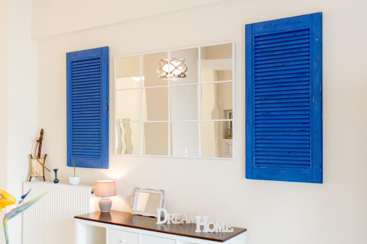 Leilighet Blue Iris: Stylish Just 10 Minutes Walk From Old Town Chania *